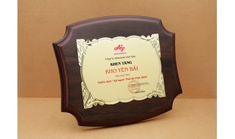 bảng vinh danh